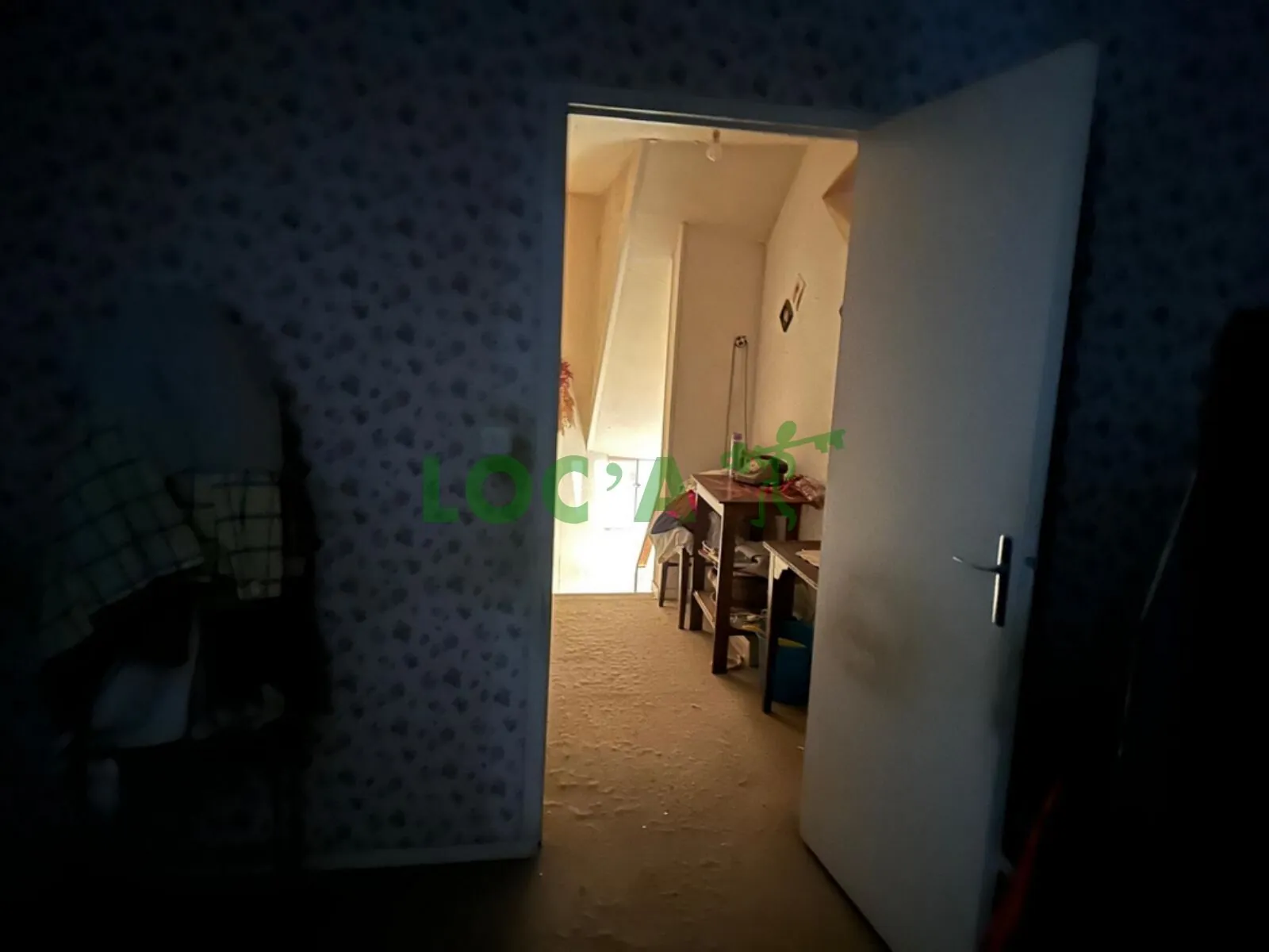 Maison mitoyenne de 75 m² à Genlis à rénover avec jardin 