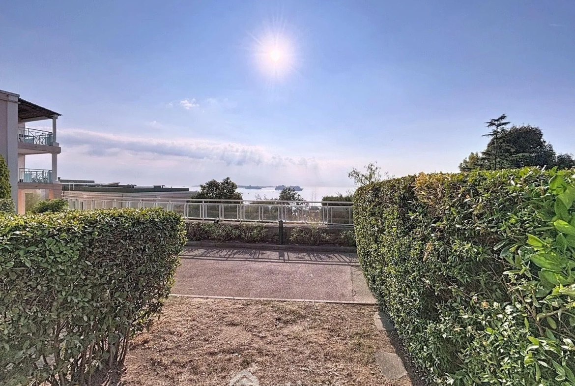 Appartement 2 pièces avec vue mer à Cannes, résidence sécurisée 