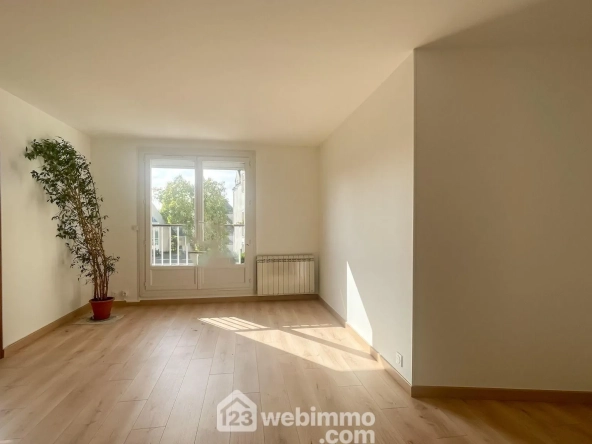 Charmant duplex de 82 m² à Marolles-En-Brie, proche commodités et jardin