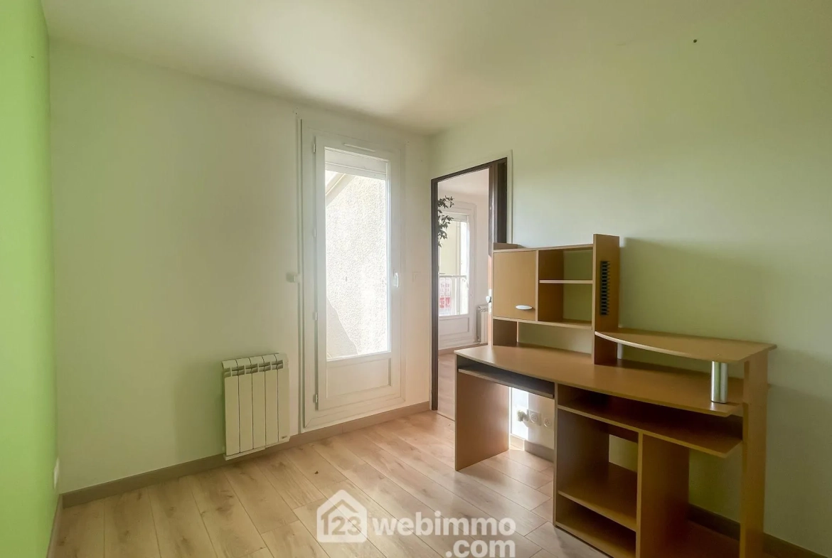 Charmant duplex de 82 m² à Marolles-En-Brie, proche commodités et jardin 