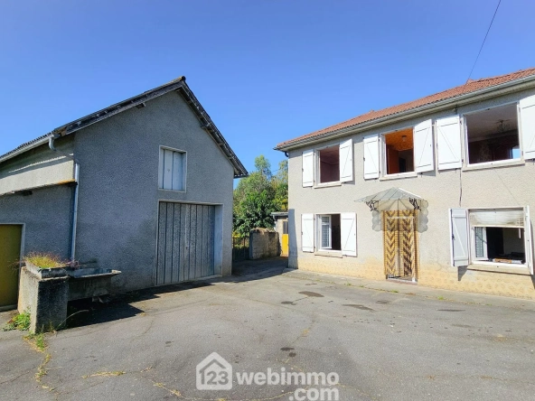 Charmante maison ancienne avec terrain à Baliros, vue Pyrénées