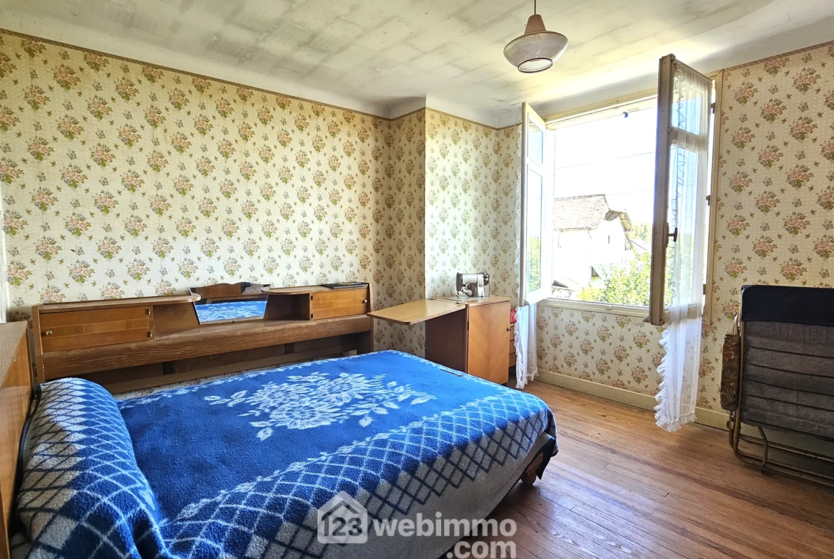 Charmante maison ancienne avec terrain à Baliros, vue Pyrénées 