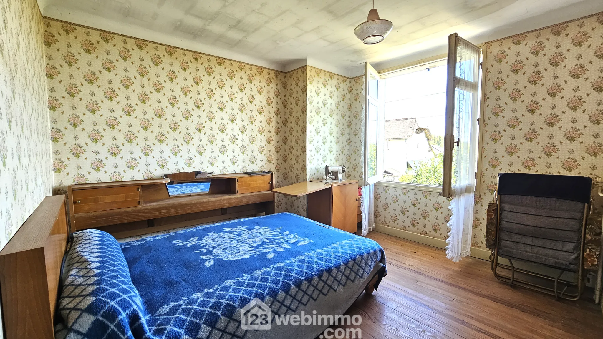 Charmante maison ancienne avec terrain à Baliros, vue Pyrénées 