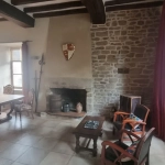 Grand studio avec mezzanine au cœur des remparts de Guérande