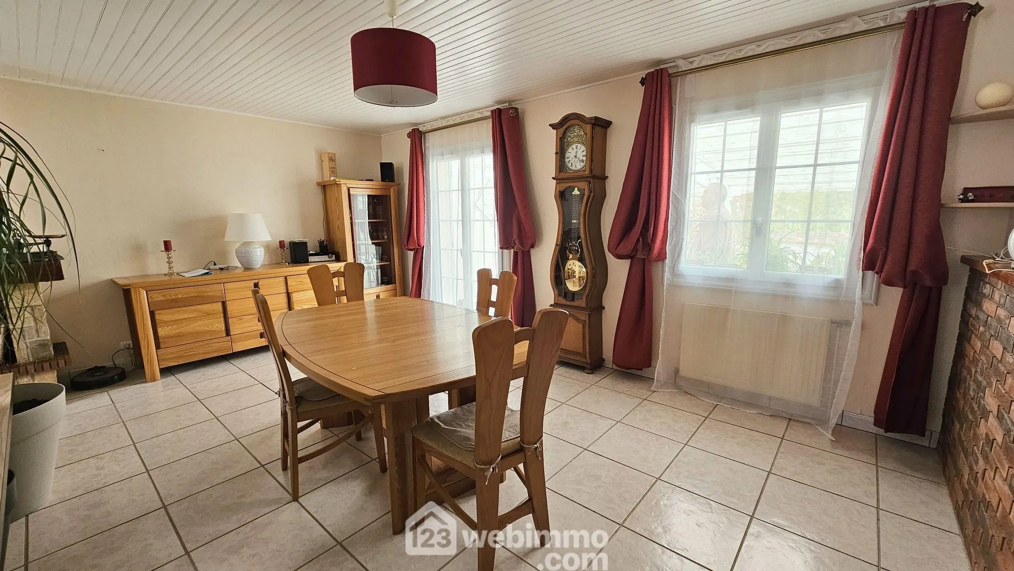 Maison à vendre de 112 m² avec jardin arboré près du Malesherbois 