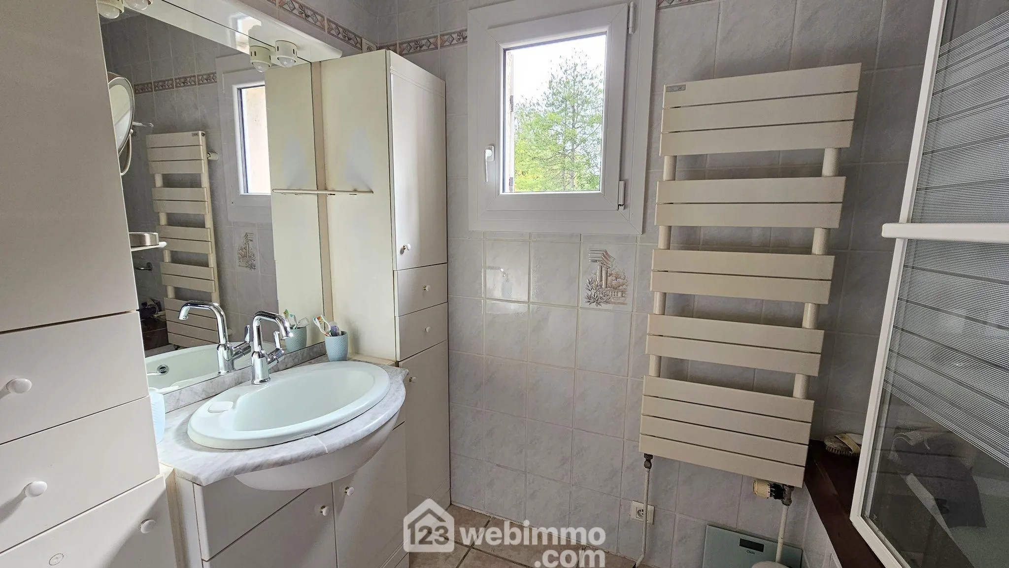 Maison à vendre de 112 m² avec jardin arboré près du Malesherbois 