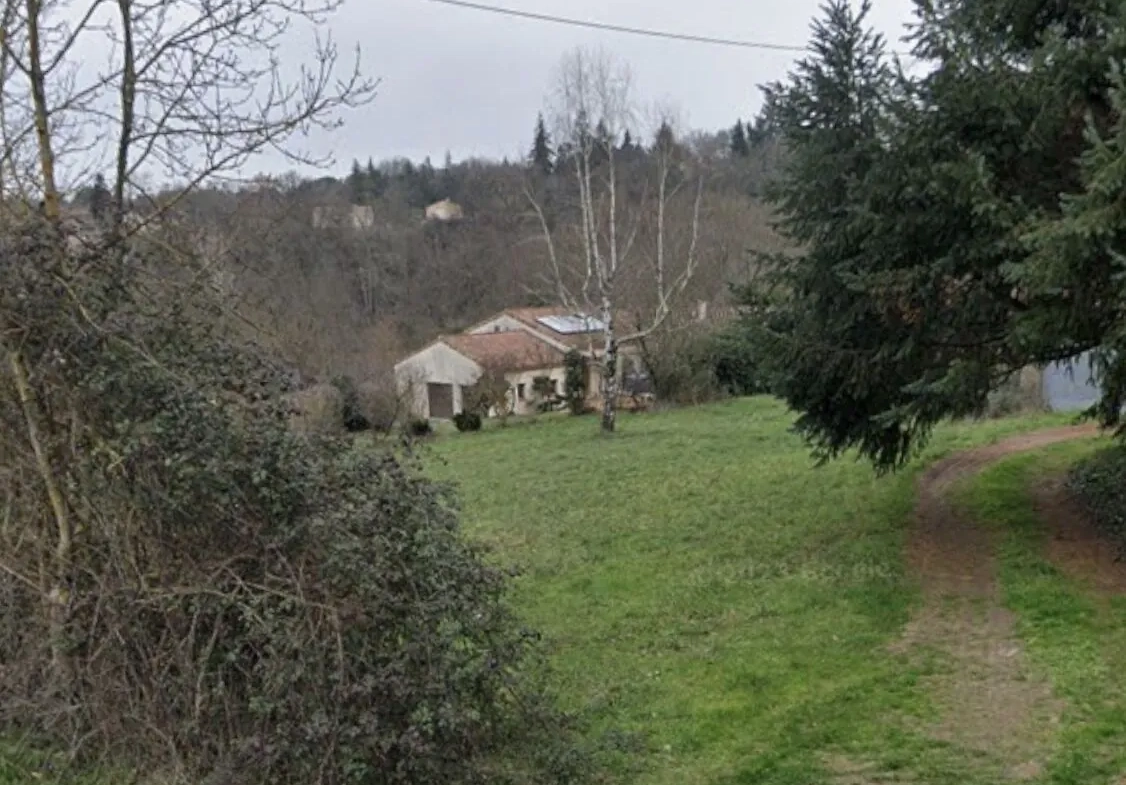 Terrain à bâtir plat de 676 m² à Rosières - Projet de construction facilité 