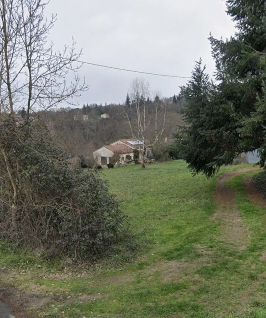 Terrain à bâtir plat de 676 m² à Rosières - Projet de construction facilité