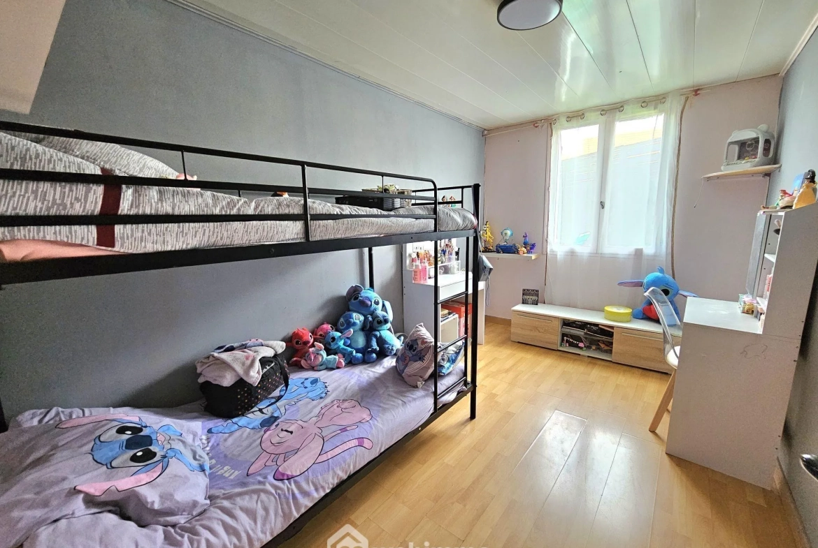 Maison de plain-pied de 100 m² avec jardin à La Grande Paroisse 