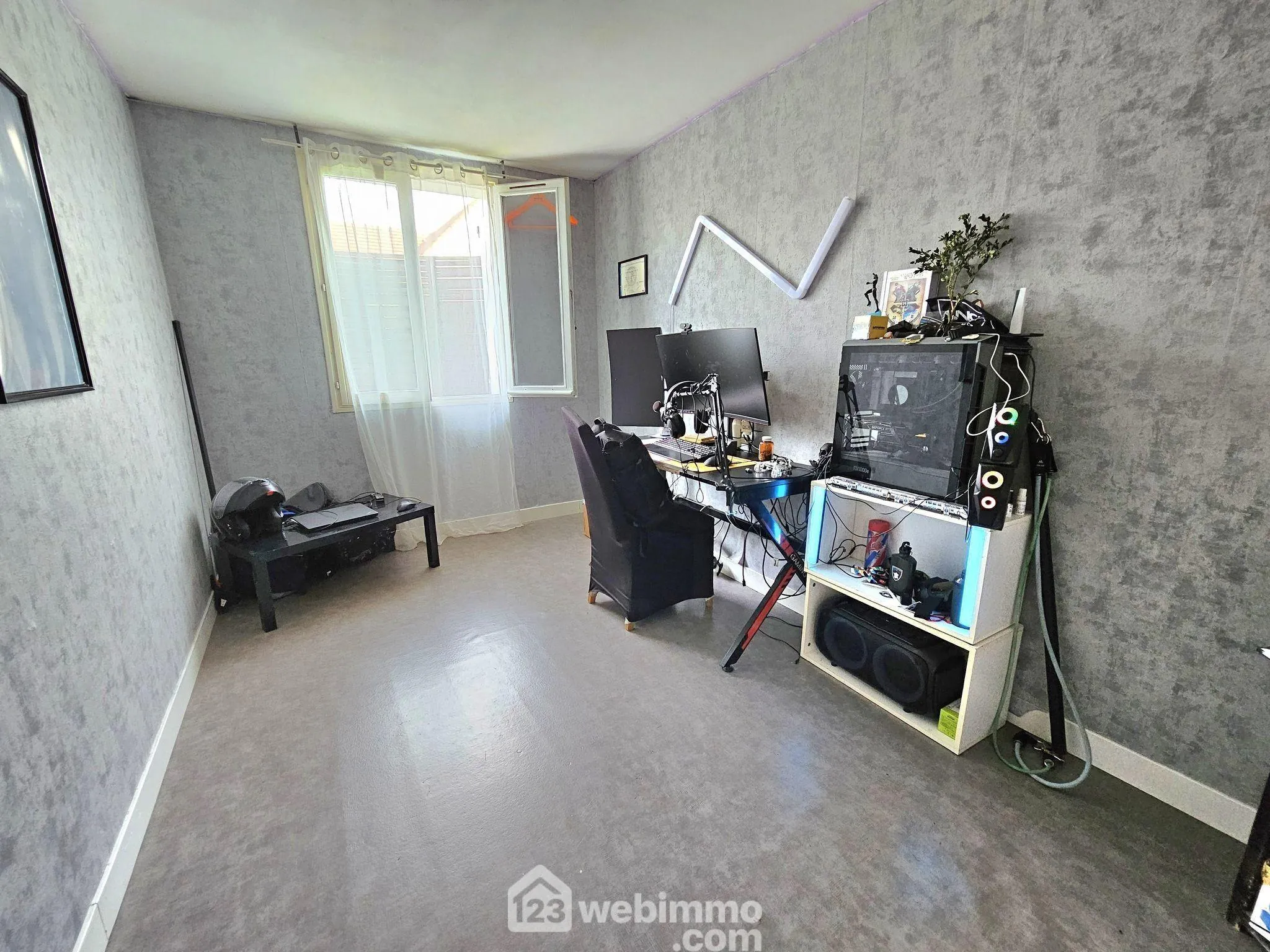 Maison de plain-pied de 100 m² avec jardin à La Grande Paroisse 