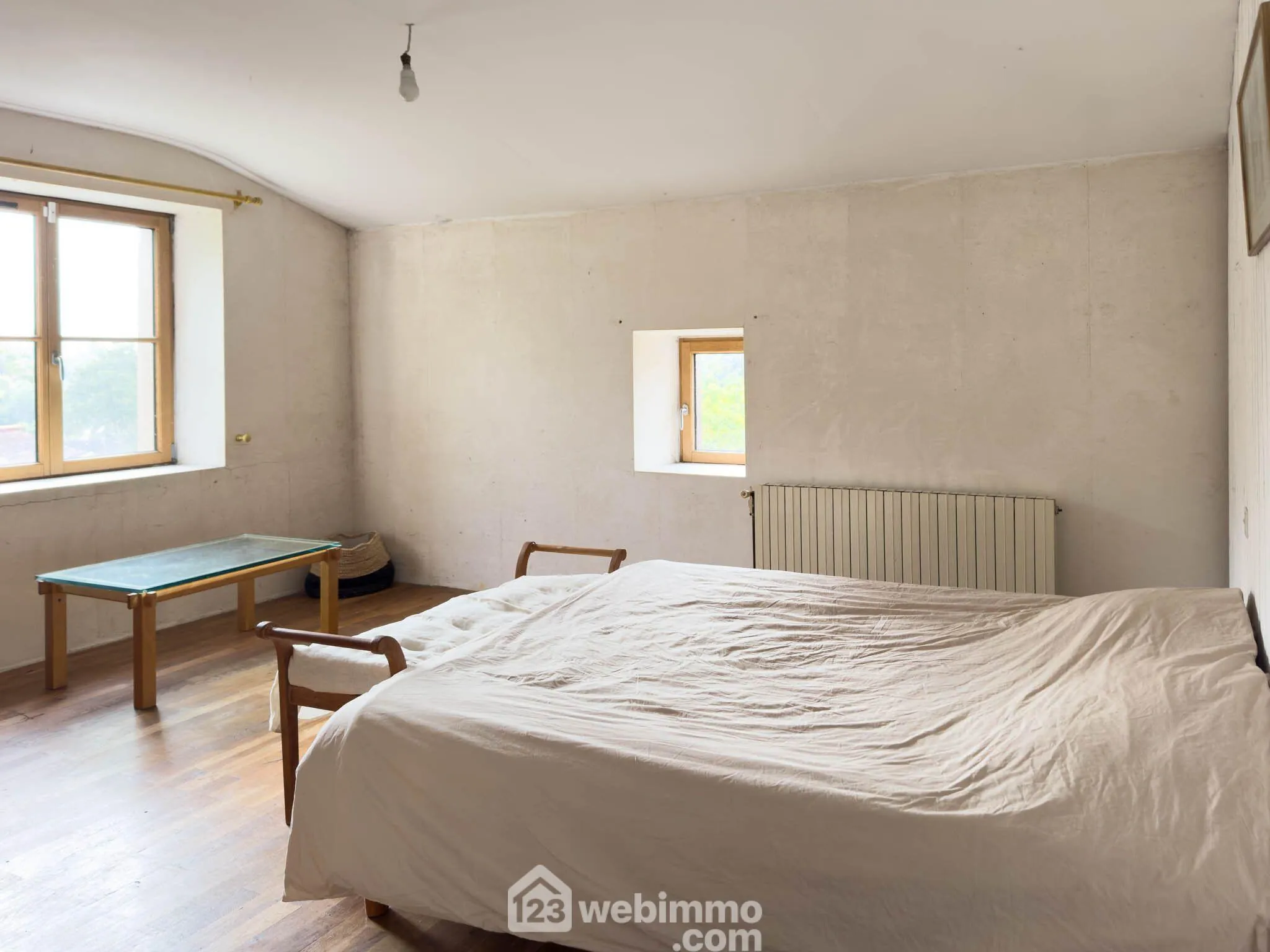 Maison familiale de 200 m² à Saint-Germain-sur-Moine, proche commodités 