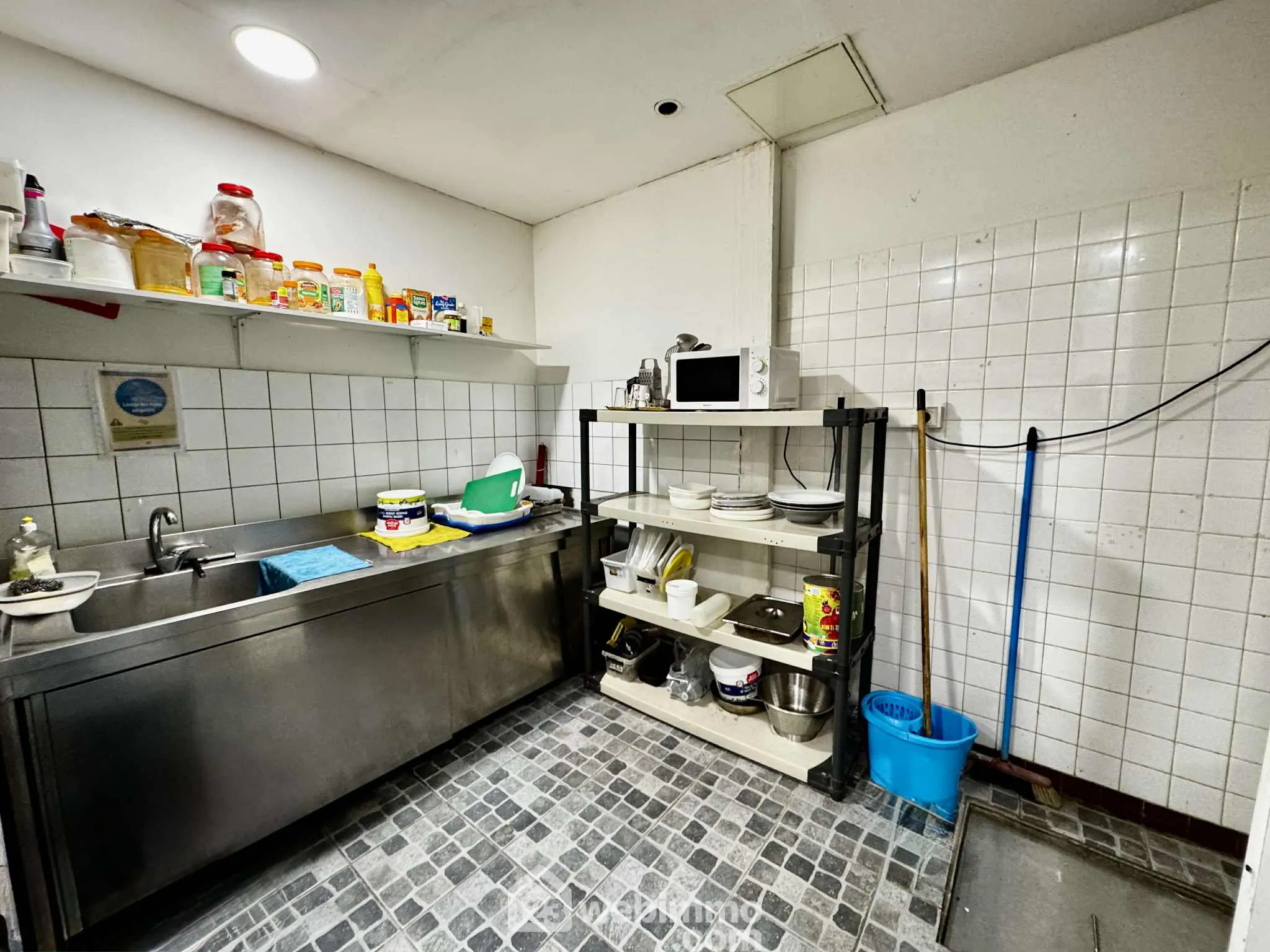 Fonds de commerce de pizzeria de 58 m² à Saint-Quentin à vendre 