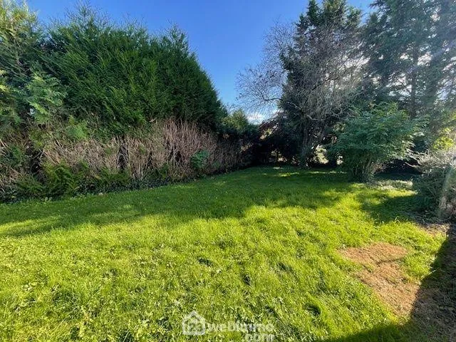 Appartement à Noyon de 83 m² avec jardin, garage et terrasse, idéal pour famille ou retraités 