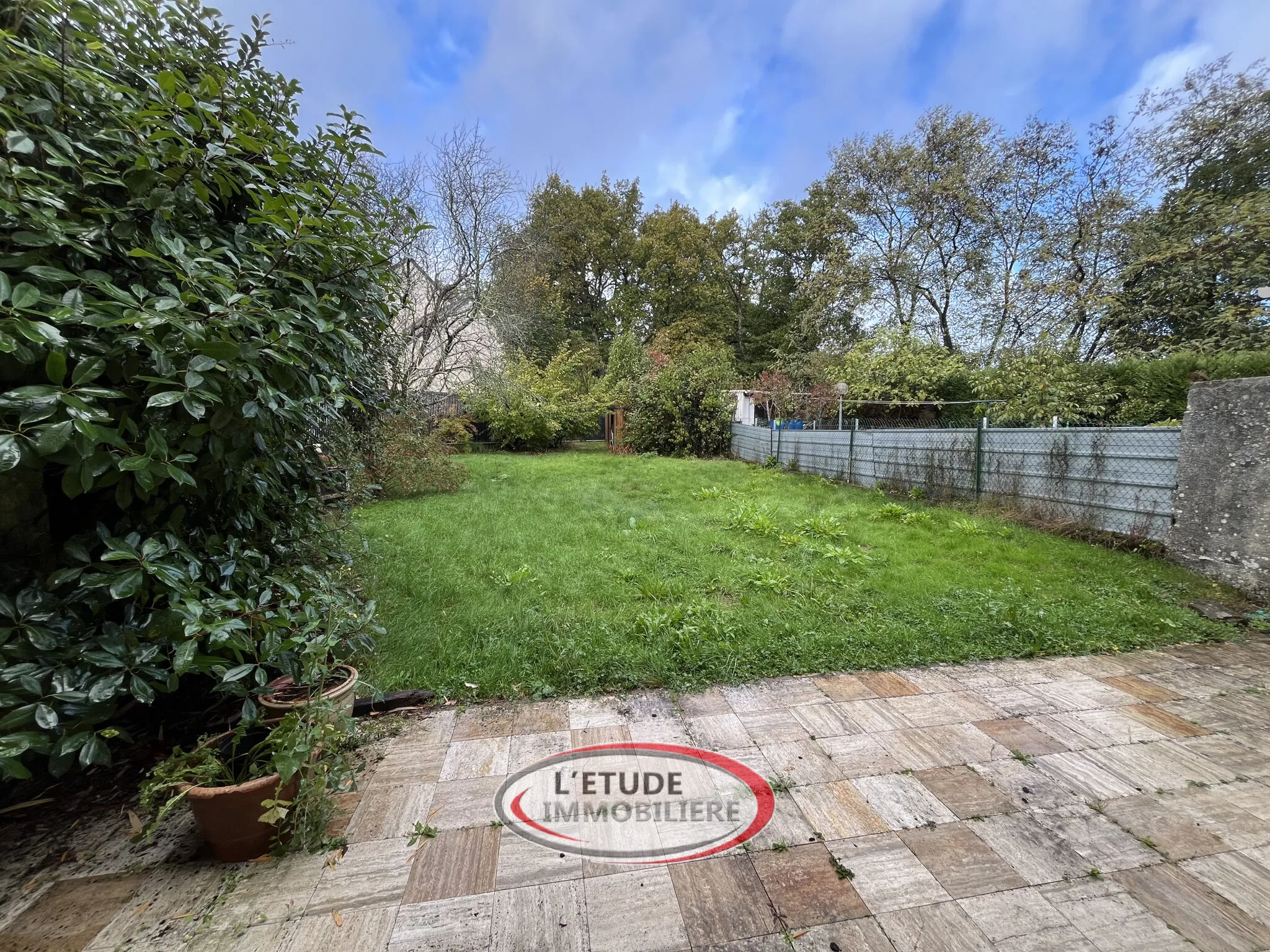 Maison à Gesvrine près de Nantes avec 3 chambres, garage et terrasse 