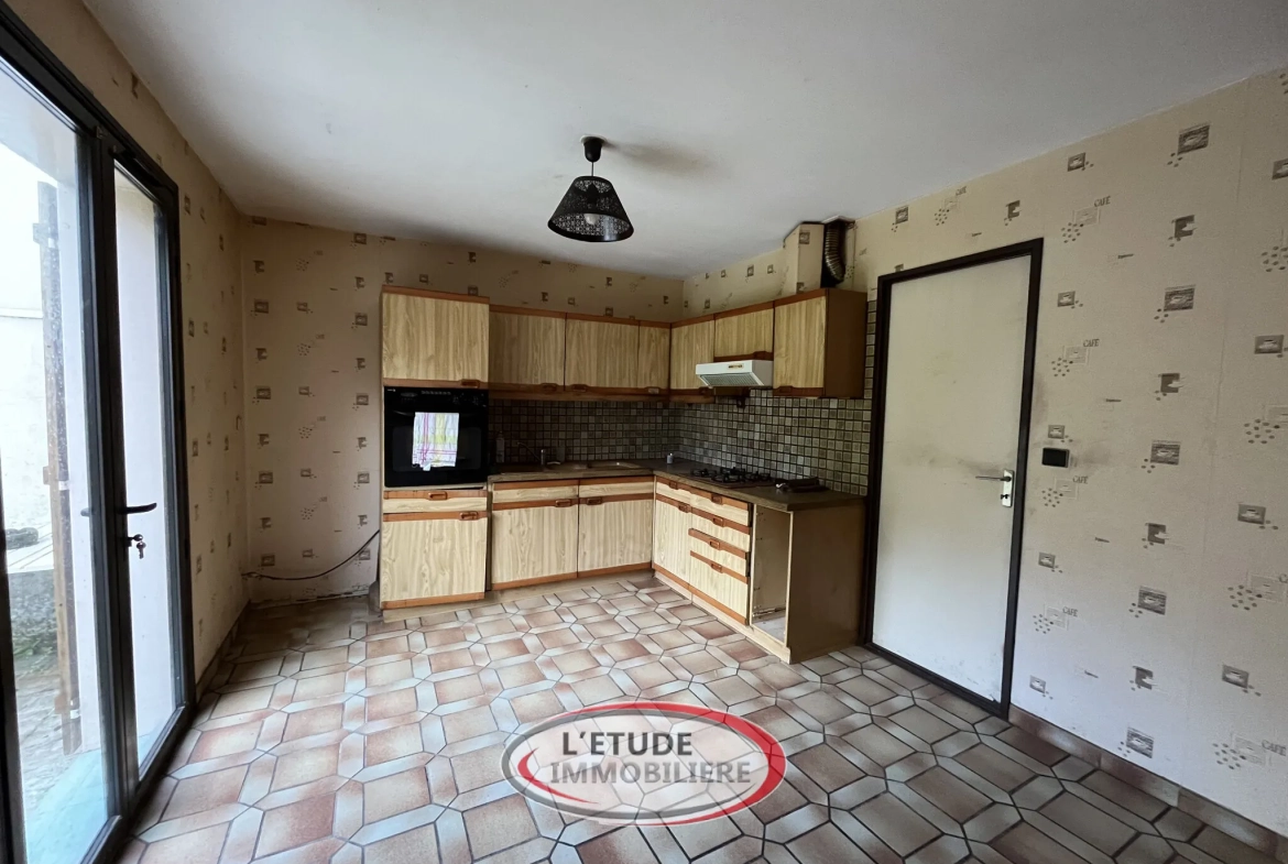 Maison à Gesvrine près de Nantes avec 3 chambres, garage et terrasse 