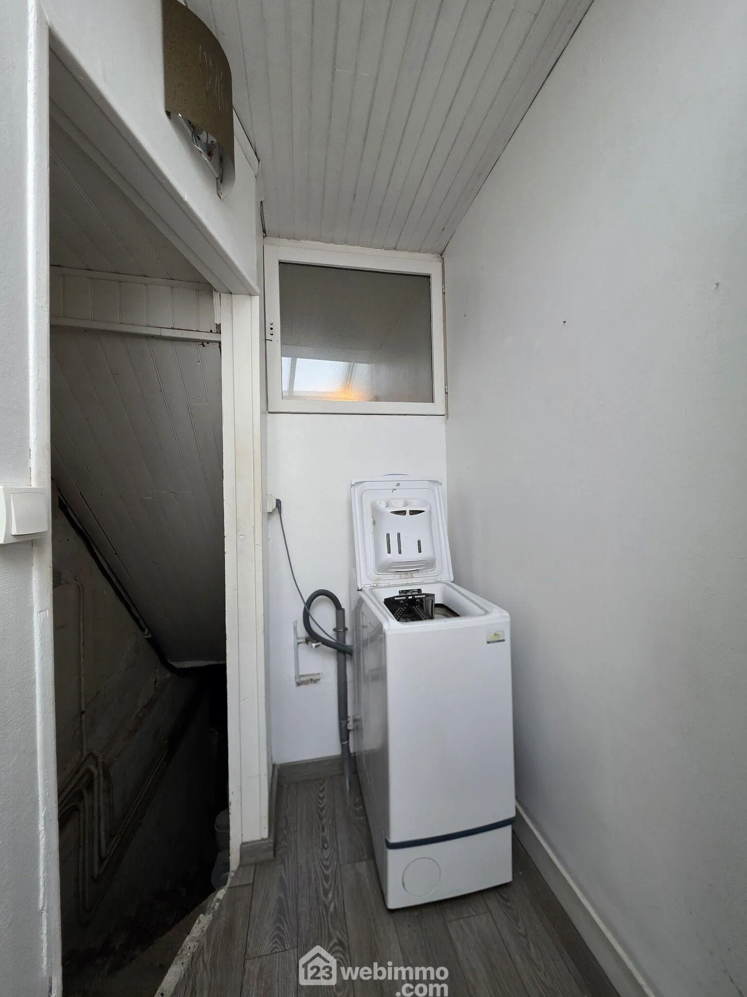 Maison à vendre de 128 m² à Saint-Quentin avec jardin et vue dégagée 