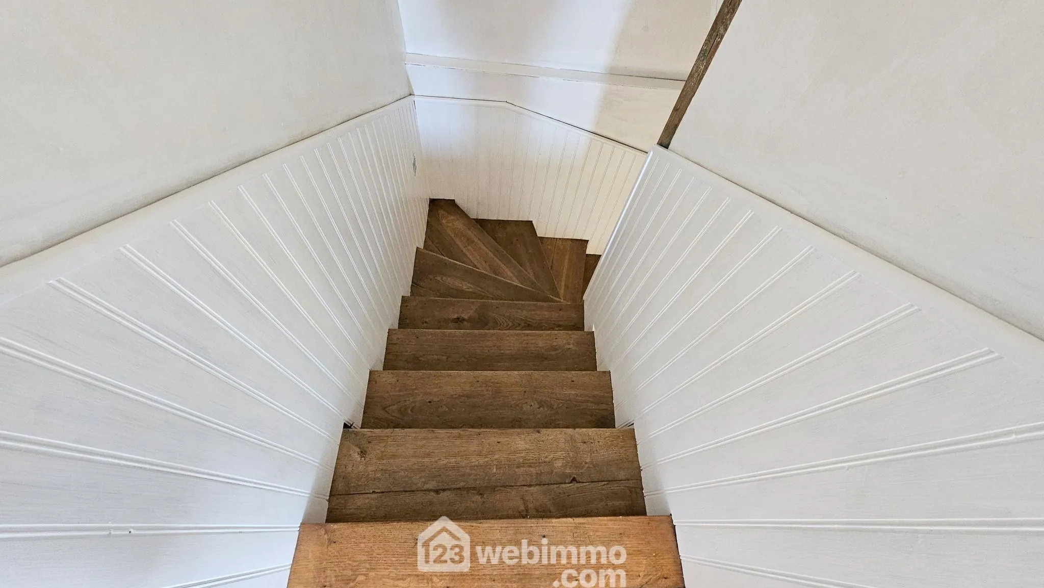Maison en pierre de 120 m² avec garage et jardin à La Ferté-Alais 