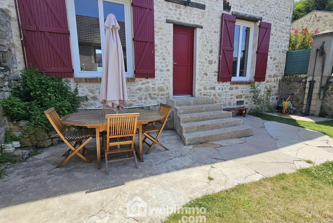 Maison en pierre de 120 m² avec garage et jardin à La Ferté-Alais 