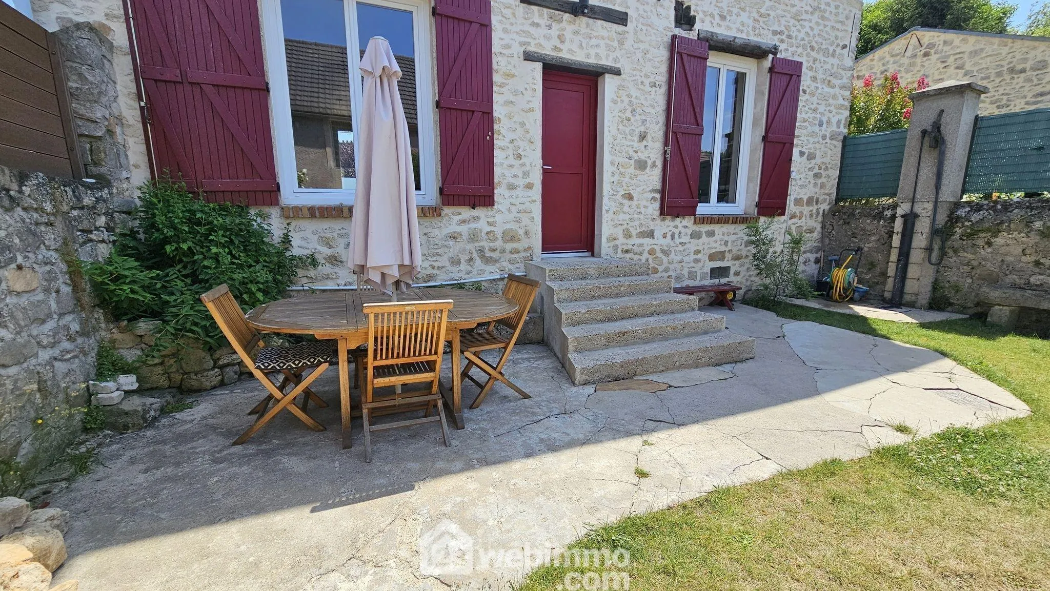 Maison en pierre de 120 m² avec garage et jardin à La Ferté-Alais 