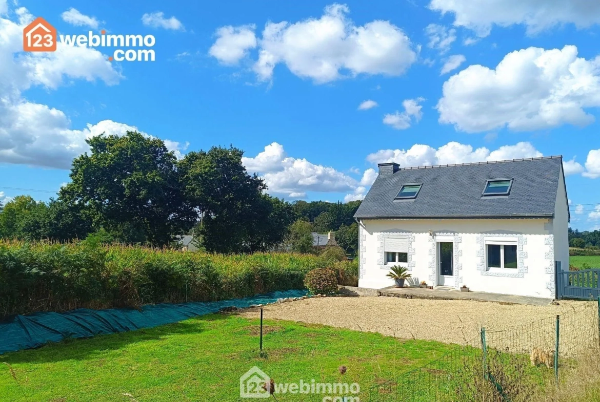 Maison lumineuse avec studio indépendant à Caouënnec-Lanvézéac en vente 