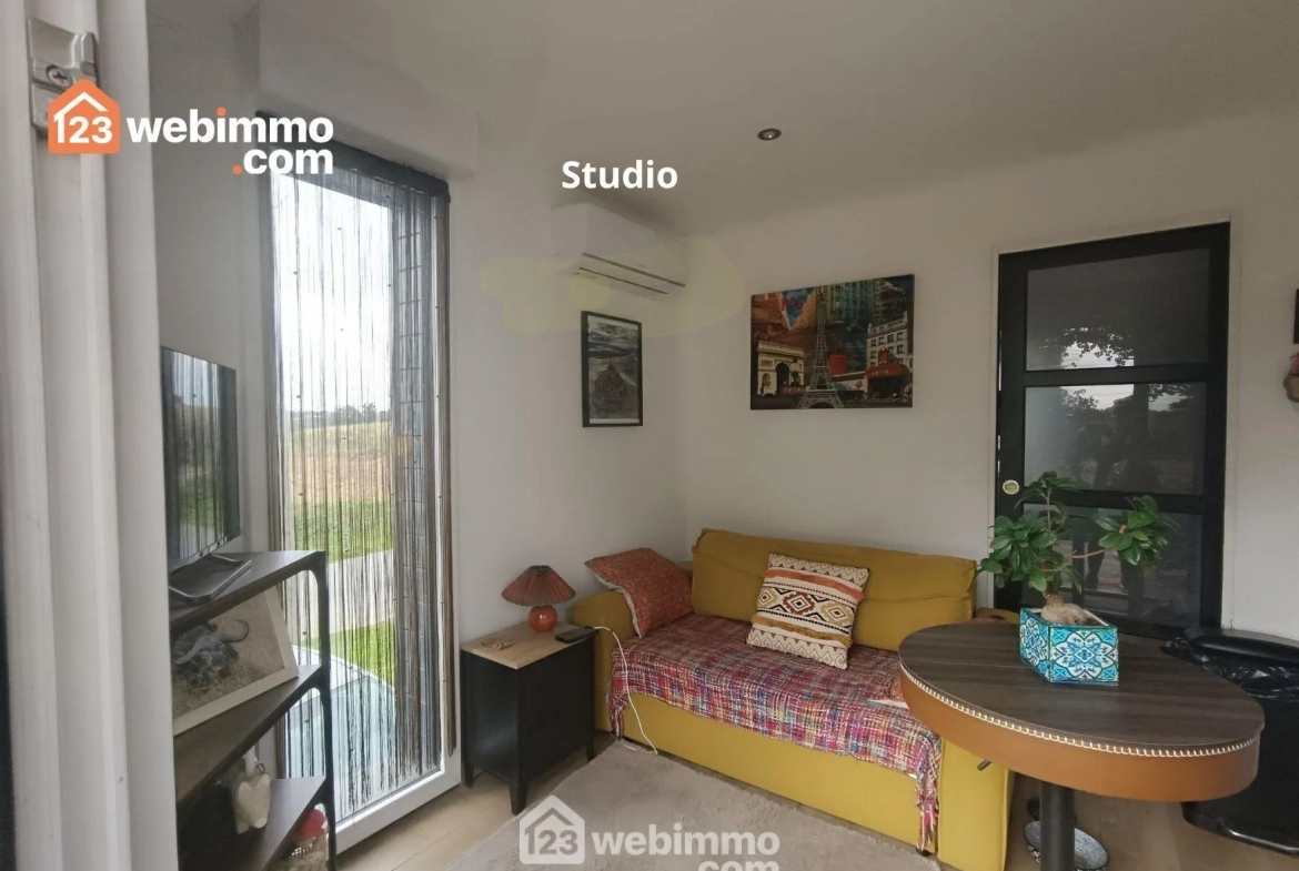 Maison lumineuse avec studio indépendant à Caouënnec-Lanvézéac en vente 