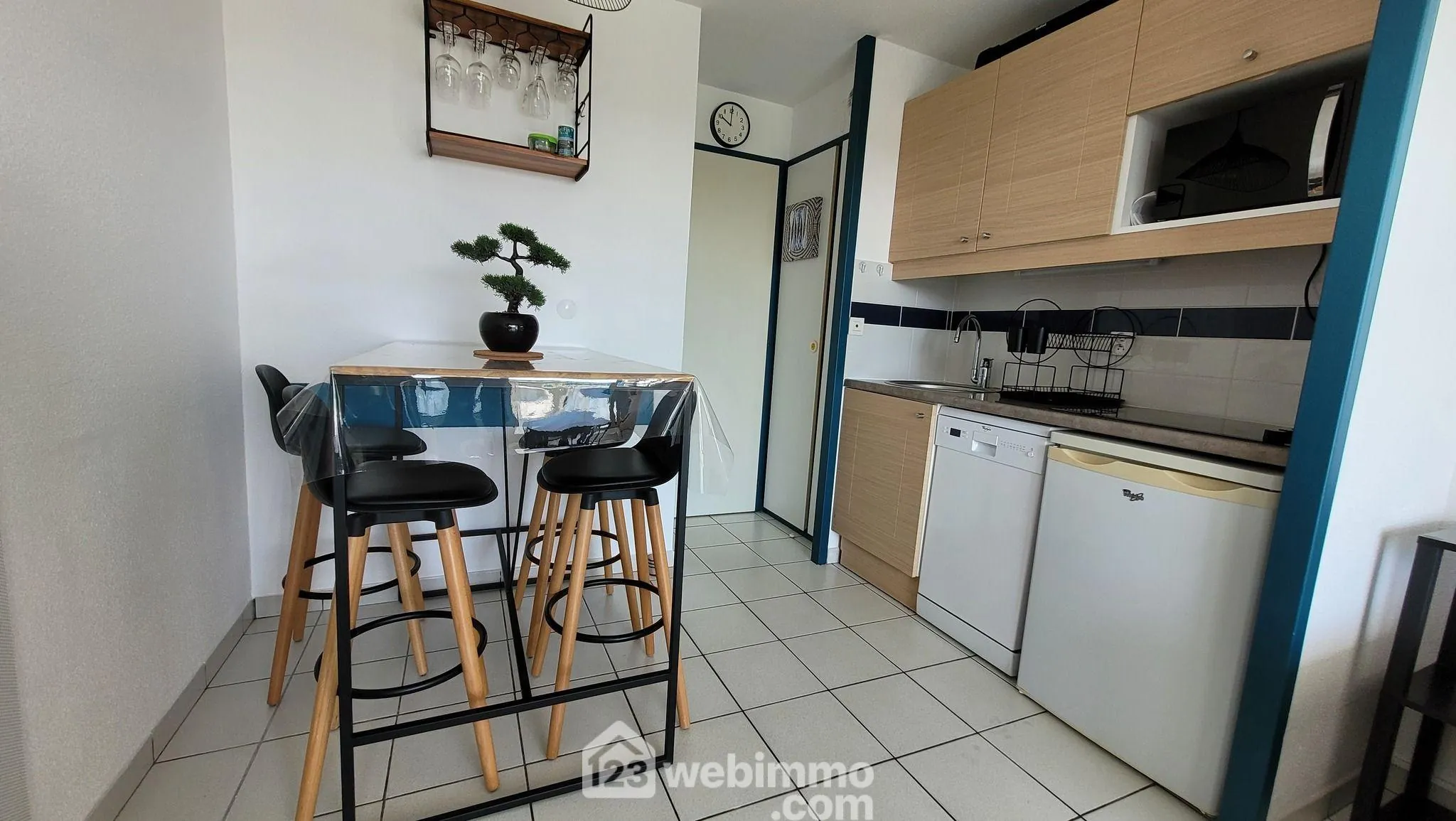 Studio rénové avec terrasse plein sud à Port Bourgenay, proche mer 