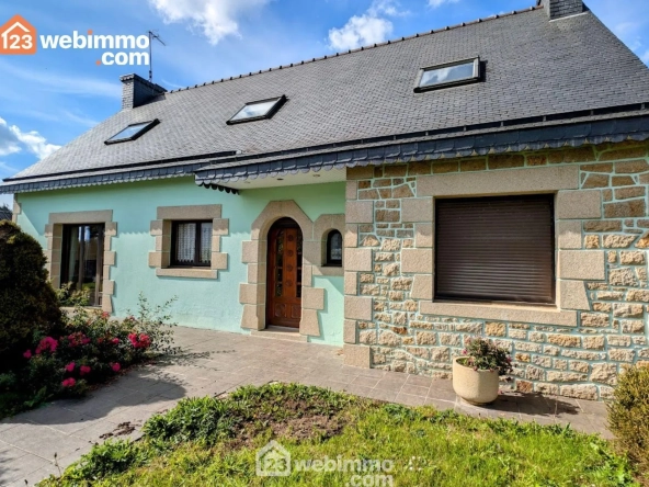 Belle maison de 158m² avec jardin et garage à Callac