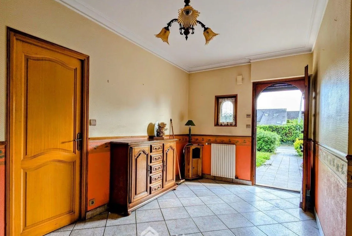 Belle maison de 158m² avec jardin et garage à Callac 