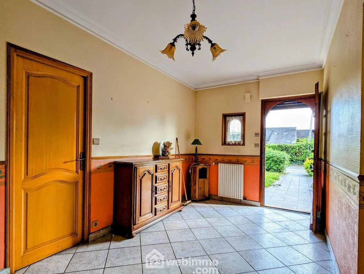 Belle maison de 158m² avec jardin et garage à Callac 