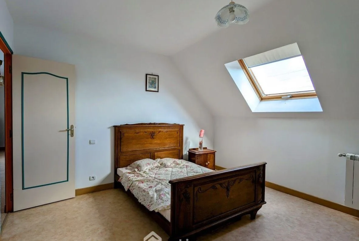 Spacieuse maison familiale à Callac avec jardin et garage – 158m² 