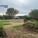 Terrain constructible de 573m² à Ploubezre - Hors lotissement, libre de constructeur