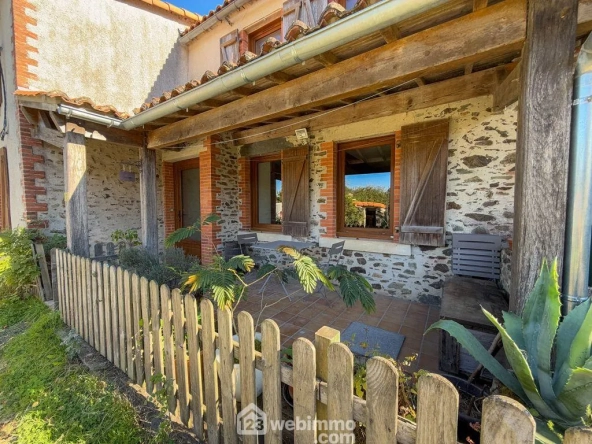 Belle maison en pierre de 160 m² près de Pouzauges avec jardin et dépendance