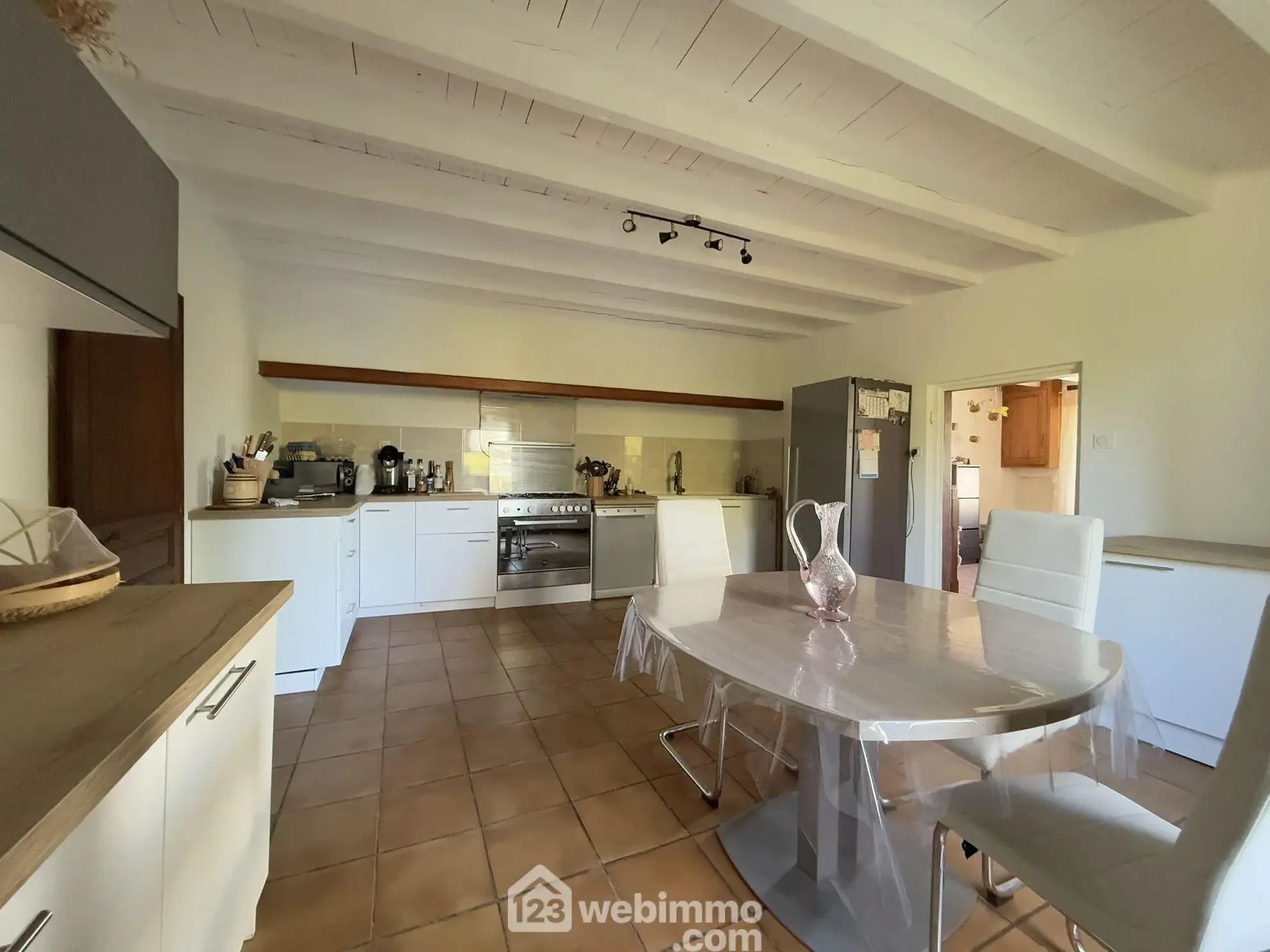 Belle maison en pierre de 160 m² près de Pouzauges avec jardin et dépendance 