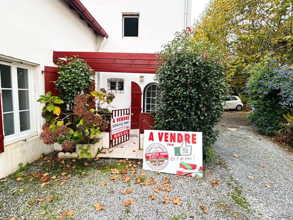 Appartement T2 de 32 m² à Biarritz avec terrasse et parking