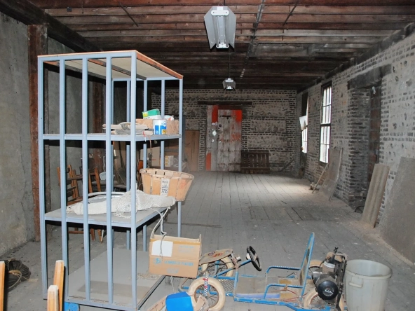 Bâtiment en briques et silex à réhabiliter à Fécamp, 3 lots disponibles