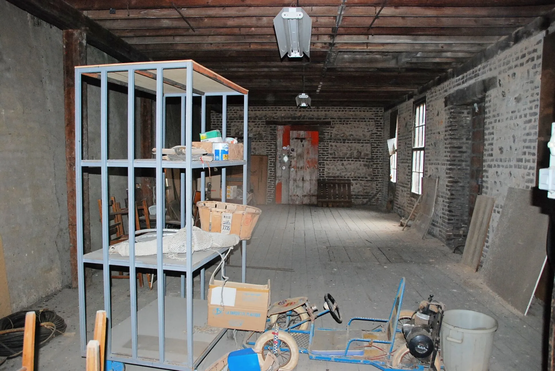 Bâtiment en briques et silex à réhabiliter à Fécamp, 3 lots disponibles 