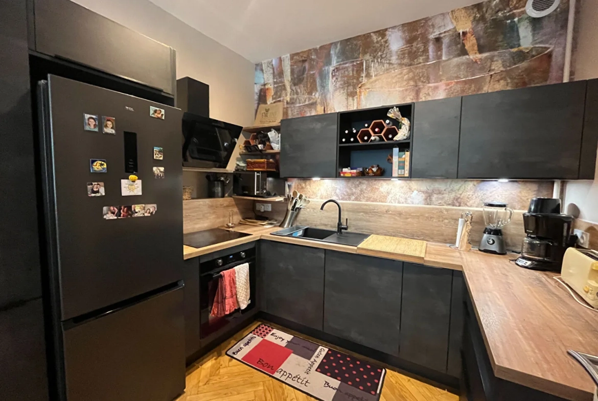 Appartement rénové avec charme ancien au centre de Gap - 3 chambres, lumineux et moderne 