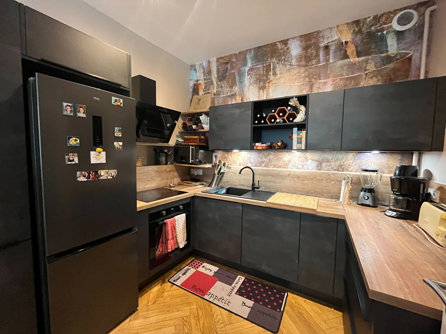 Appartement rénové avec charme ancien au centre de Gap - 3 chambres, lumineux et moderne 