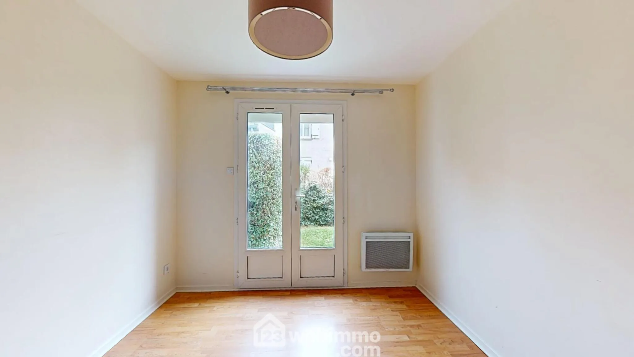 Appartement T2 en rez-de-jardin à vendre à Compiègne, proche de l'UTC 