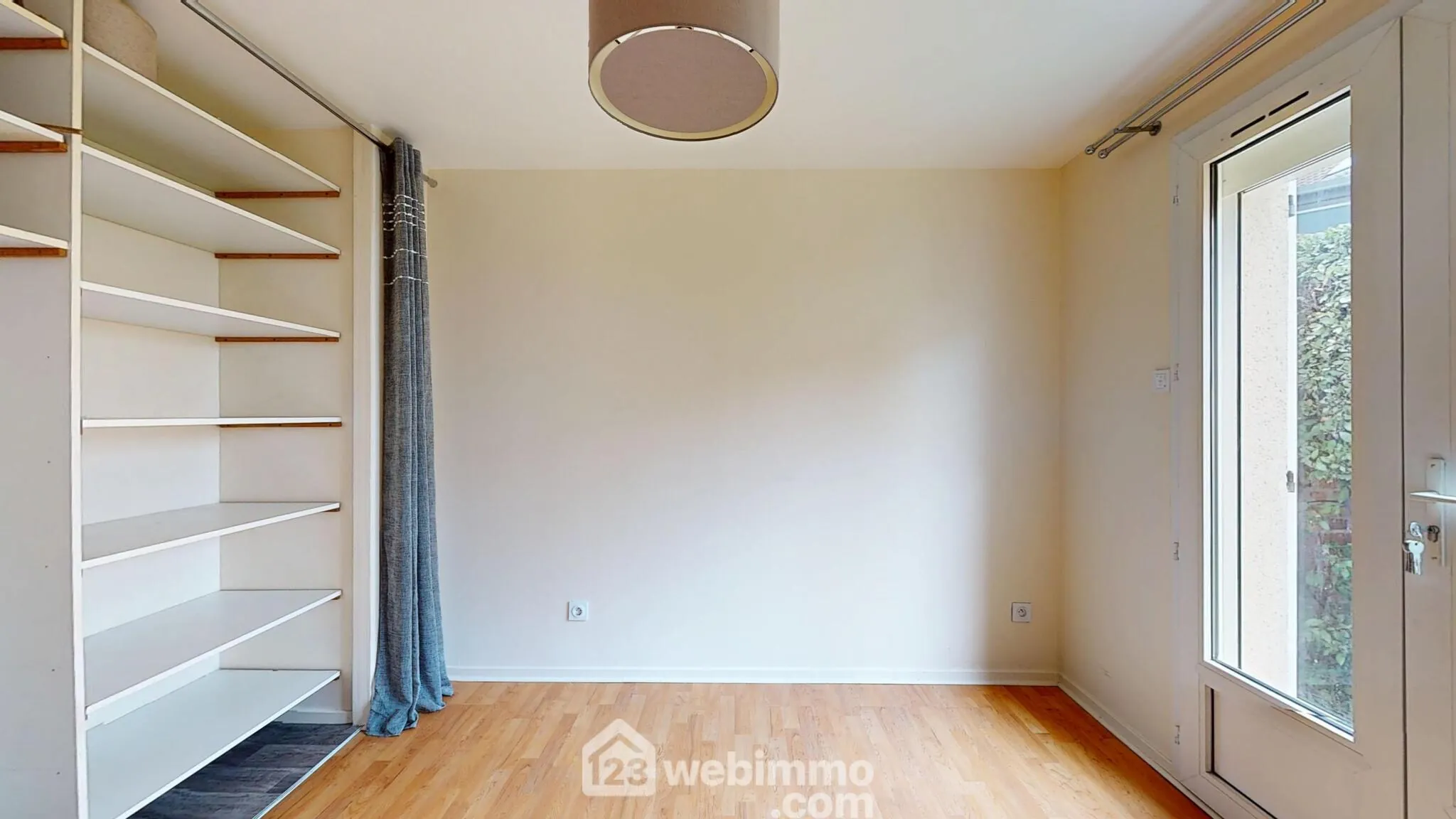 Appartement T2 en rez-de-jardin à vendre à Compiègne, proche de l'UTC 