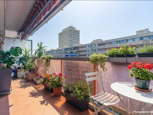 Appartement 4 pièces avec terrasse à Marseille, résidence Le Corinthe