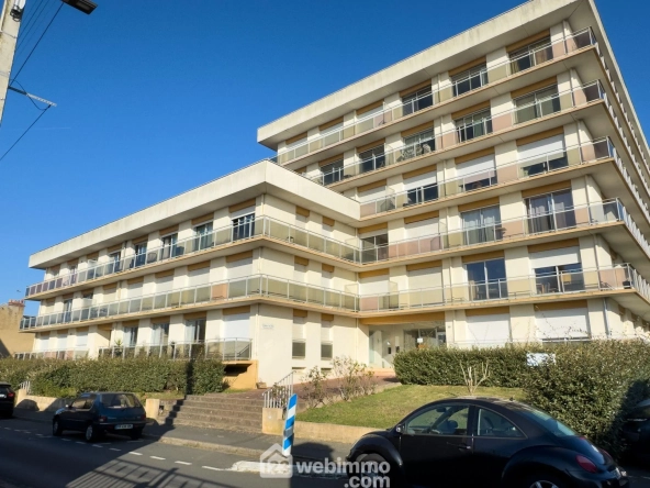 Appartement de 40 m² à Cholet centre-ville avec terrasse et cave