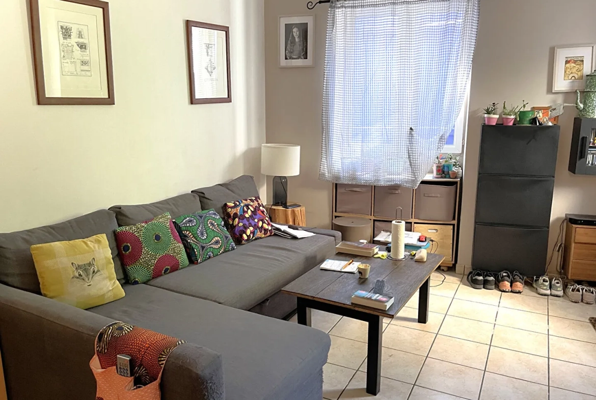 Charmante maison de village avec terrasse à Orgon - 90 m² 