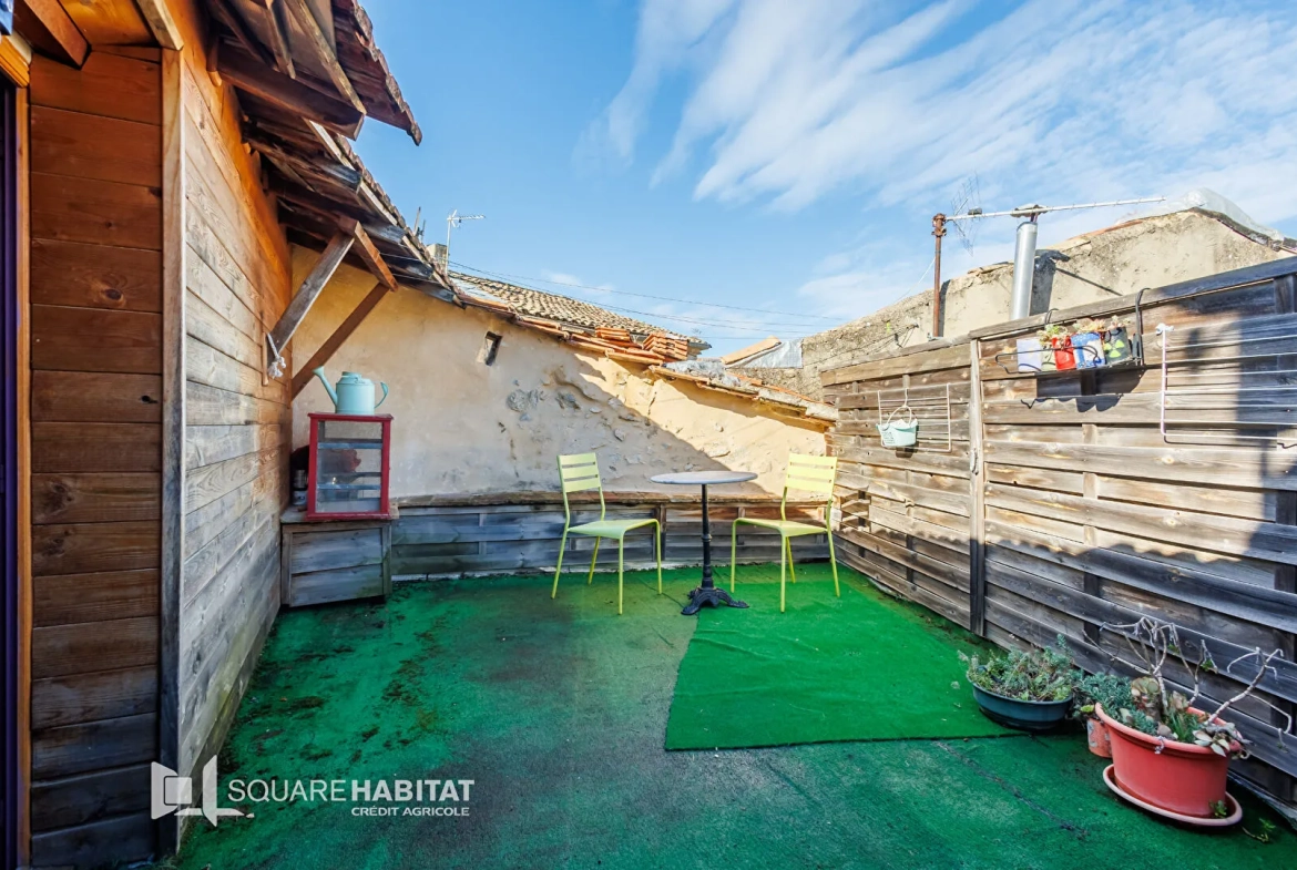 Charmante maison de village avec terrasse à Orgon - 90 m² 