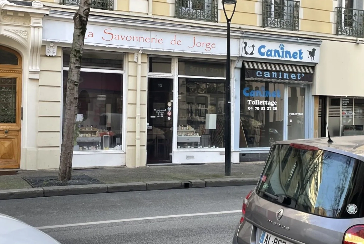 Local commercial de 20 m² à Vichy - Emplacement en centre-ville 