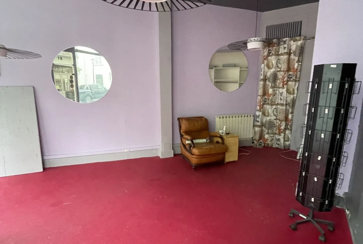 Local commercial de 20 m² à Vichy - Emplacement en centre-ville 