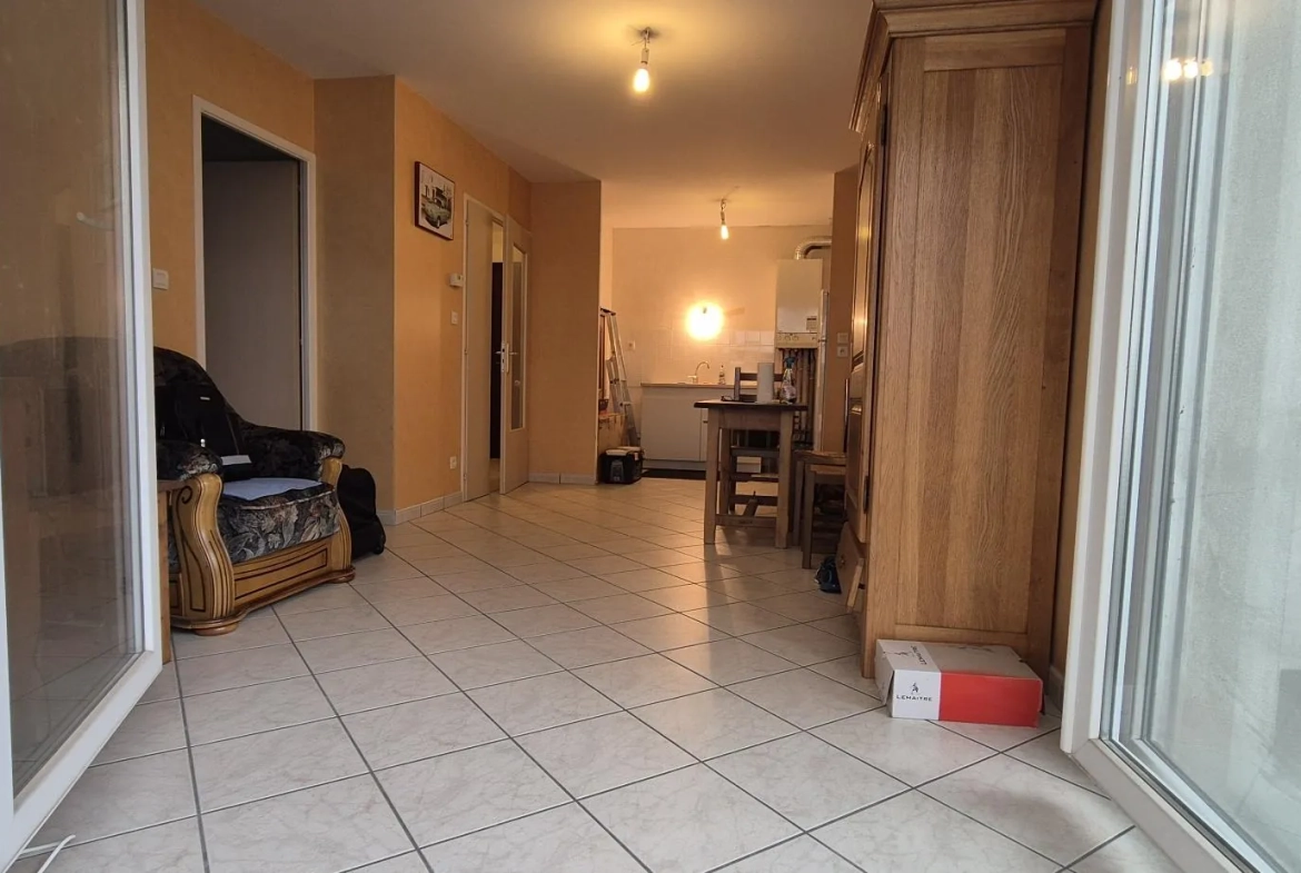 Appartement 2 pièces à Dijon avec balcon et parking privé 