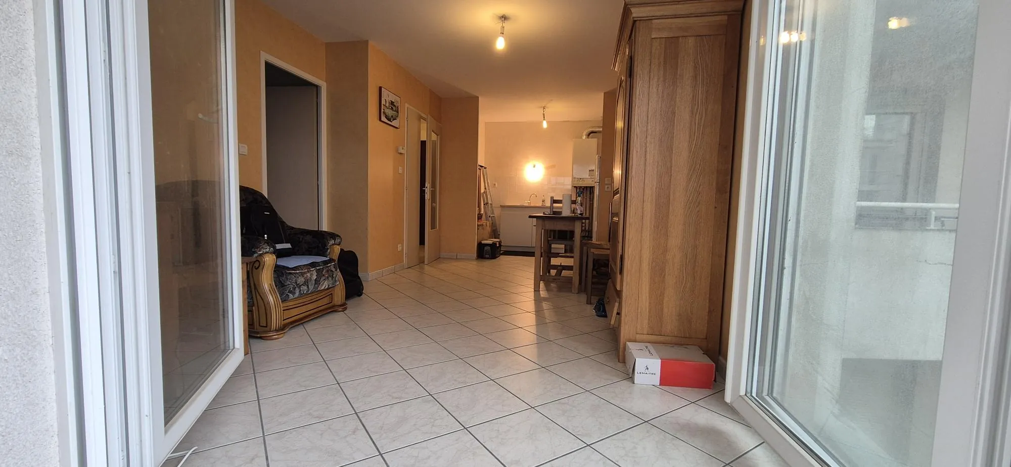 Appartement 2 pièces à Dijon avec balcon et parking privé 