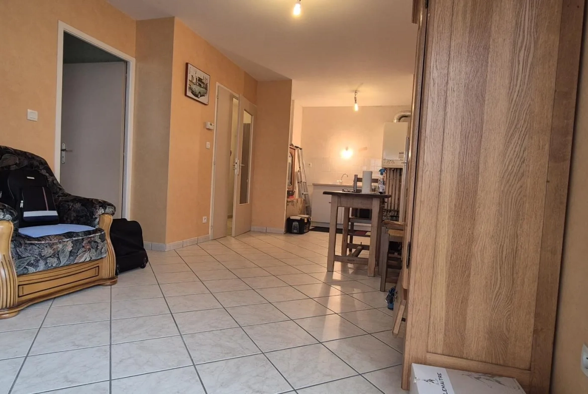 Appartement 2 pièces à Dijon avec balcon et parking privé 