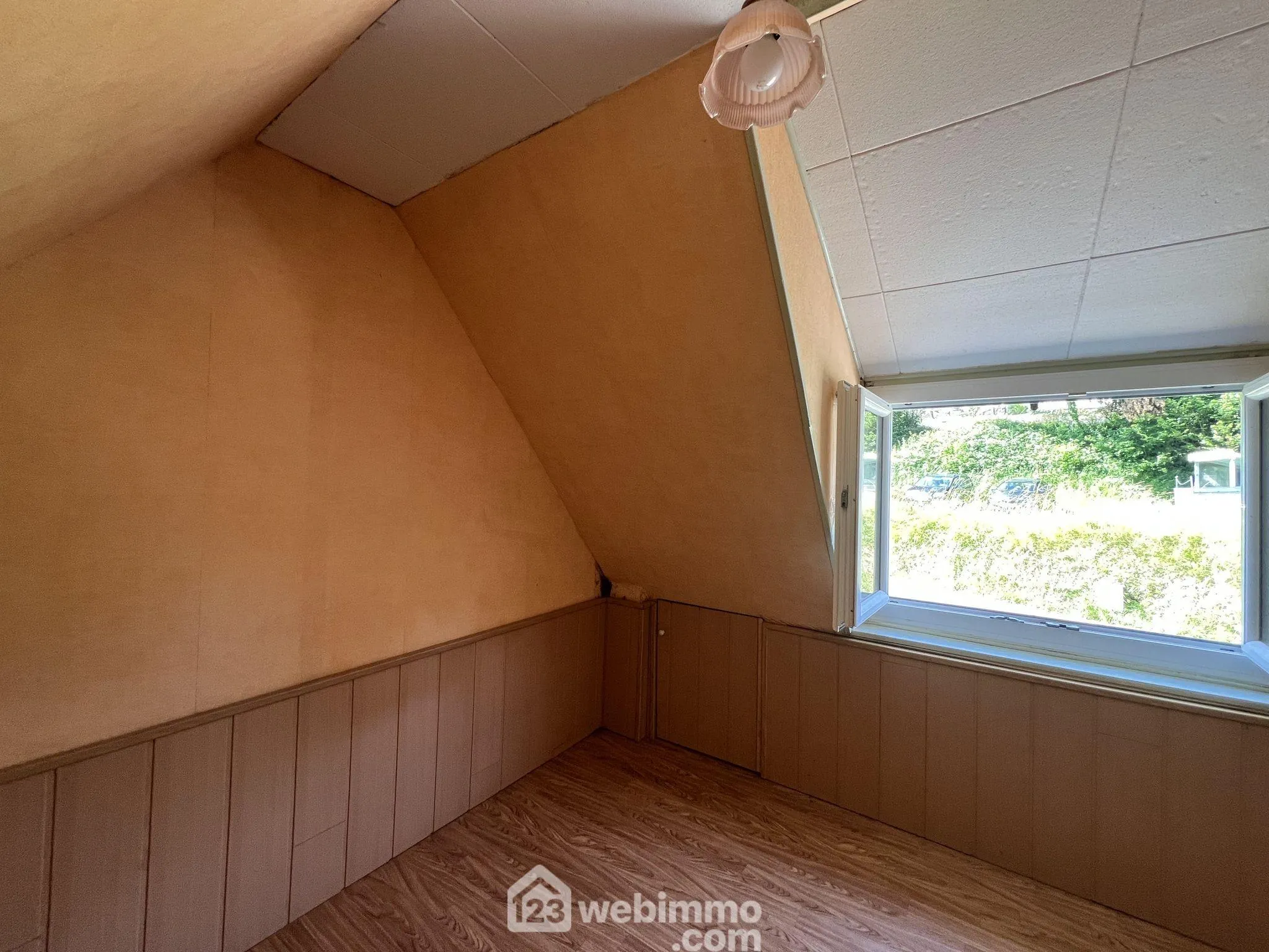 À vendre maison de 78 m² avec jardin à Saint-Michel-en-Grève 